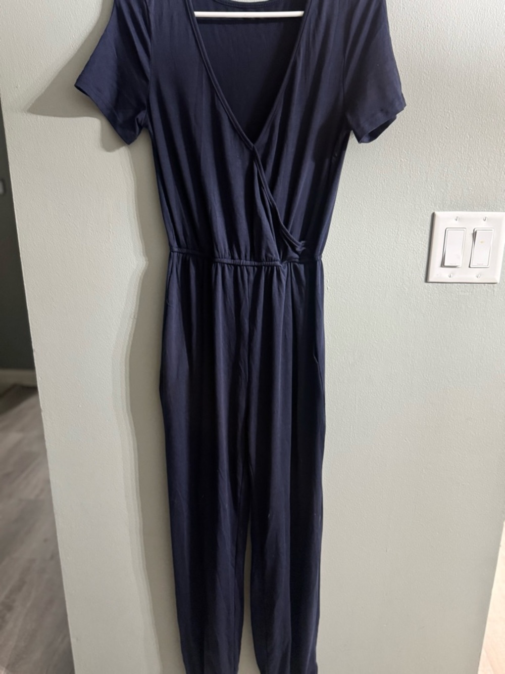 Cupshe Navy Wrap Surplice Elastic-Waist Jogger Jumpsuit - Picture 3 of 8